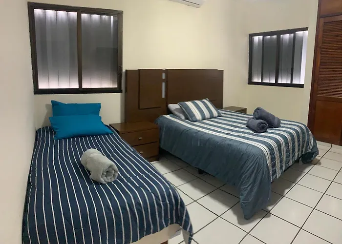 Ocean View Playa Del Nino Rooms & Apartments